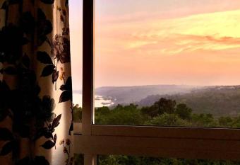 Birdsnest Seaview Apartment Goa has Balcony rooms