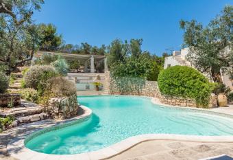Il Trullo - Tia Maria Country Inn has Balcony rooms
