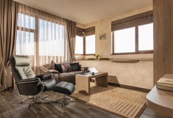 Boutique Apartments - Sevtopolis has Balcony rooms