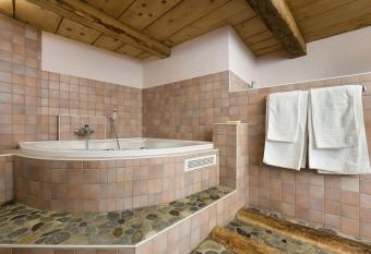 Mayen2003 Ayent Anz  re has Balcony rooms