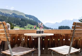 Meisser Lodge has Balcony rooms