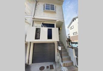                                                     2          Wi-Fi       9    has Balcony rooms