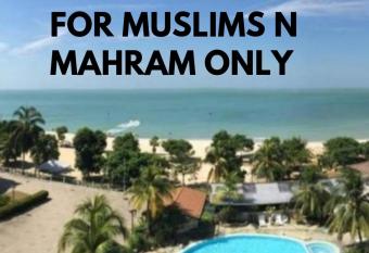 Bayu Medina Muslims Guesthouse @ Bayu Beach Resort has Balcony rooms