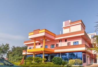 Hotel Nisarg Lodging And Restaurant has Balcony rooms