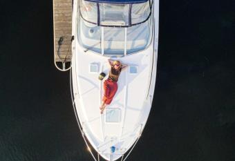 Botel  allows 18 year olds to book a room