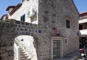 Apartments Bepina has Balcony rooms