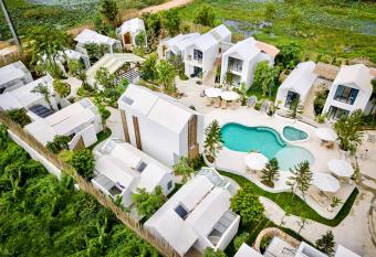 Montagne Residence has Balcony rooms