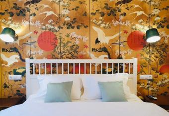 Filip Apartment Oradea allows 18 year olds to book a room