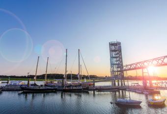 LOVROOM - SPECIAL AMOUREUX - HYPER CENTRE - Lorient allows 18 year olds to book a room