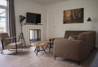 6-persoons Veluwe Villa has Balcony rooms