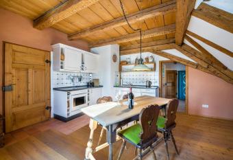 Ferienwohnung Gschwand has Balcony rooms