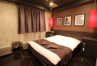 Hotel K Omiya (Adult Only) allows 18 year olds to book a room