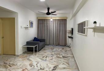 2 Bedroom Port Dickson Seaview has Balcony rooms