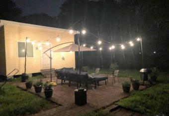 Cozy Mother-in-Law Suite has Balcony rooms