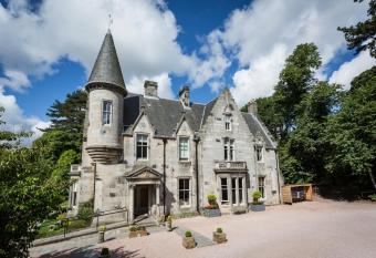 Taypark House allows 18 year olds to book a room