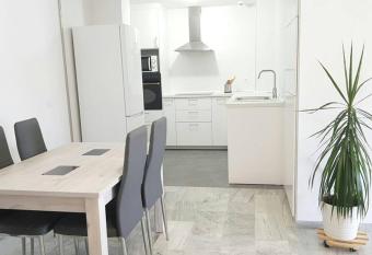 Playa Escollera allows 18 year olds to book a room