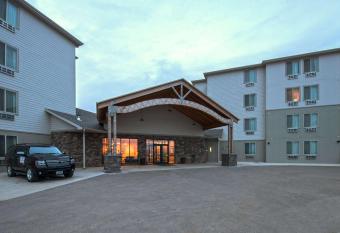 Bakken Airport Xwa Hotel & Studios allows 18 year olds to book a room