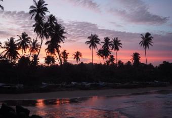 Talalla Bay Beach House allows 18 year olds to book a room