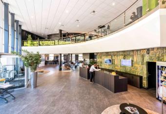 Novotel Bern Expo allows 18 year olds to book a room