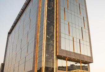 Bilitom Hotel allows 18 year olds to book a room