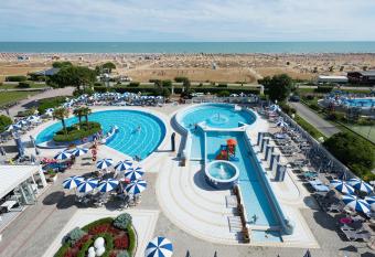 Aparthotel Imperial has Balcony rooms