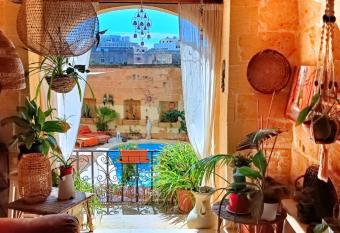 Ta  Didi B&B has Balcony rooms