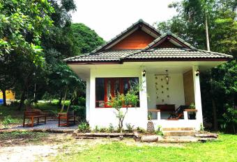 Green House has Balcony rooms