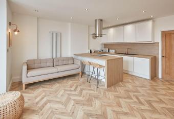 Host & Stay - Abbey Hus Apartment allows 18 year olds to book a room