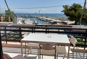 Dolphin 2 has Balcony rooms