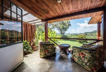 La Puesta del Sol B&B has Balcony rooms