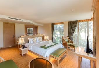 W1Bangkoknoi Hotel has Balcony rooms