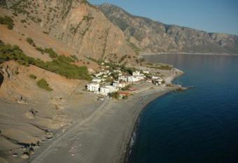 Artemis Studios has Balcony rooms