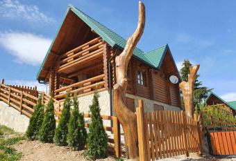 Zlatar Luxury Chalet - TRACE OF NATURE 2214 has Balcony rooms