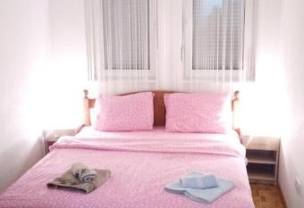 Apartman Jevti   2 has Balcony rooms