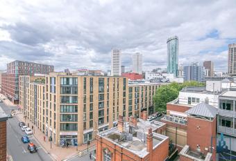 City View Apartments B5 Central City Centre has Balcony rooms