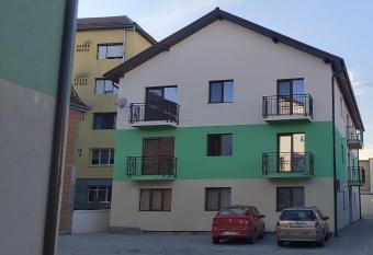 Studio Elisa has Balcony rooms