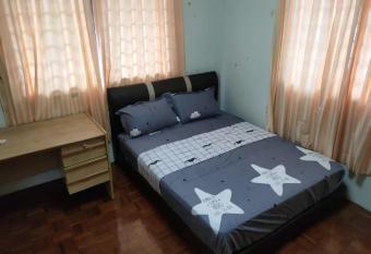 OYO Homes 90310 E Homestay Permai Timur allows 18 year olds to book a room
