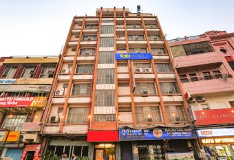 FabExpress Kanha Classic allows 18 year olds to book a room