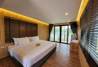 Sunnyvale Ranong 2 has Balcony rooms