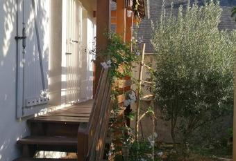 Charmante maisonnette has Balcony rooms