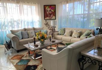 Bella Vista Vacation has Balcony rooms