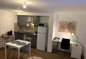 Appartement plein pied 45 m2 Baccarat allows 18 year olds to book a room