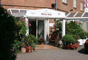 Hotel Wilhelm Busch allows 18 year olds to book a room