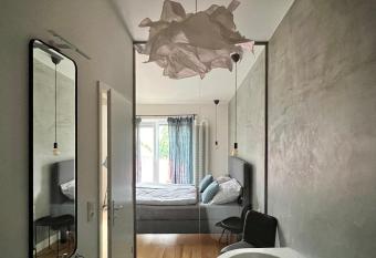 Boutique REZIDENCE BAAR allows 18 year olds to book a room