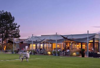 Novotel Lausanne Bussigny allows 18 year olds to book a room