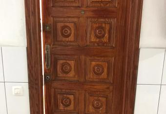 Apartamento vacacional allows 18 year olds to book a room