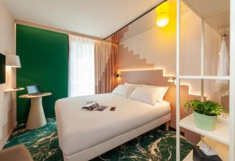 ibis Styles Zurich City Center allows 18 year olds to book a room