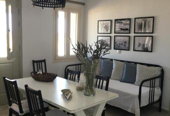 Villa Tranquilita has Balcony rooms