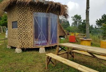 Glamping di Jungle, Ciwidey has Smoking/Balcony rooms