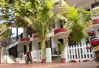 Henmil Anjuna has Balcony rooms